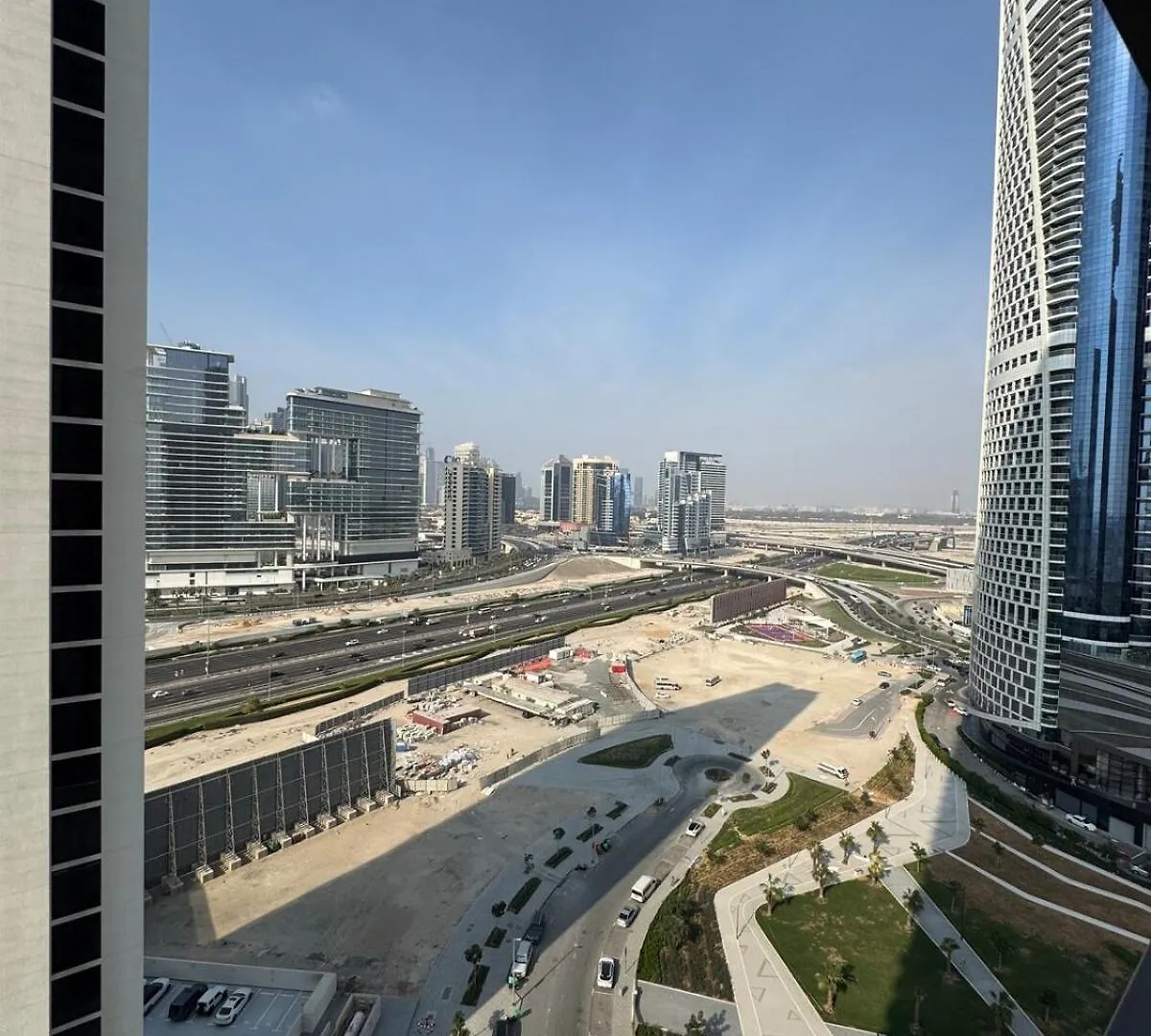 Luxury 1-Br In Business Bay Apartment Dubai