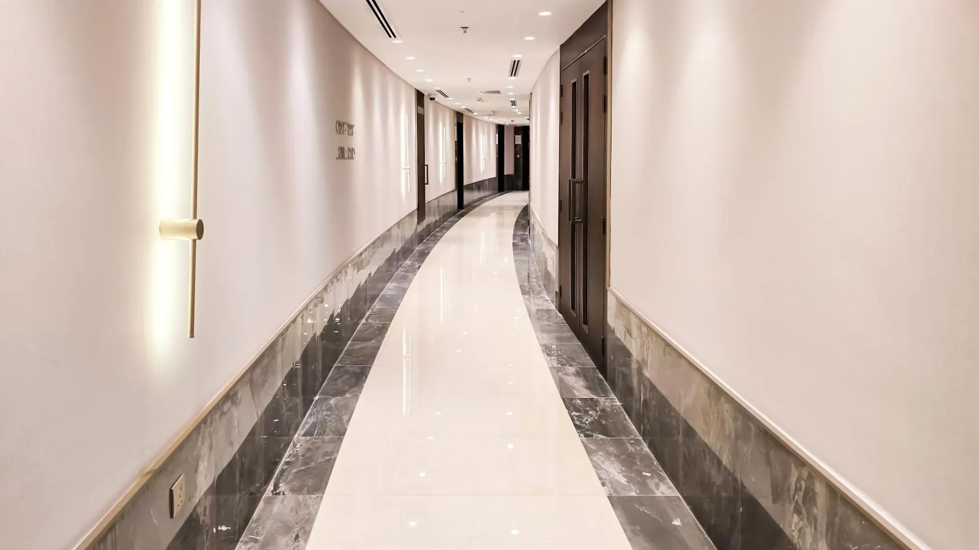 Luxury 1-Br In Business Bay Apartment Dubai 0*,