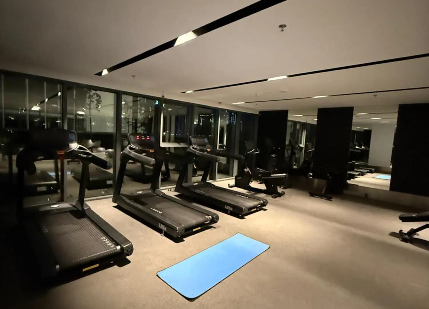 Luxury 1-Br In Business Bay Apartment Dubai