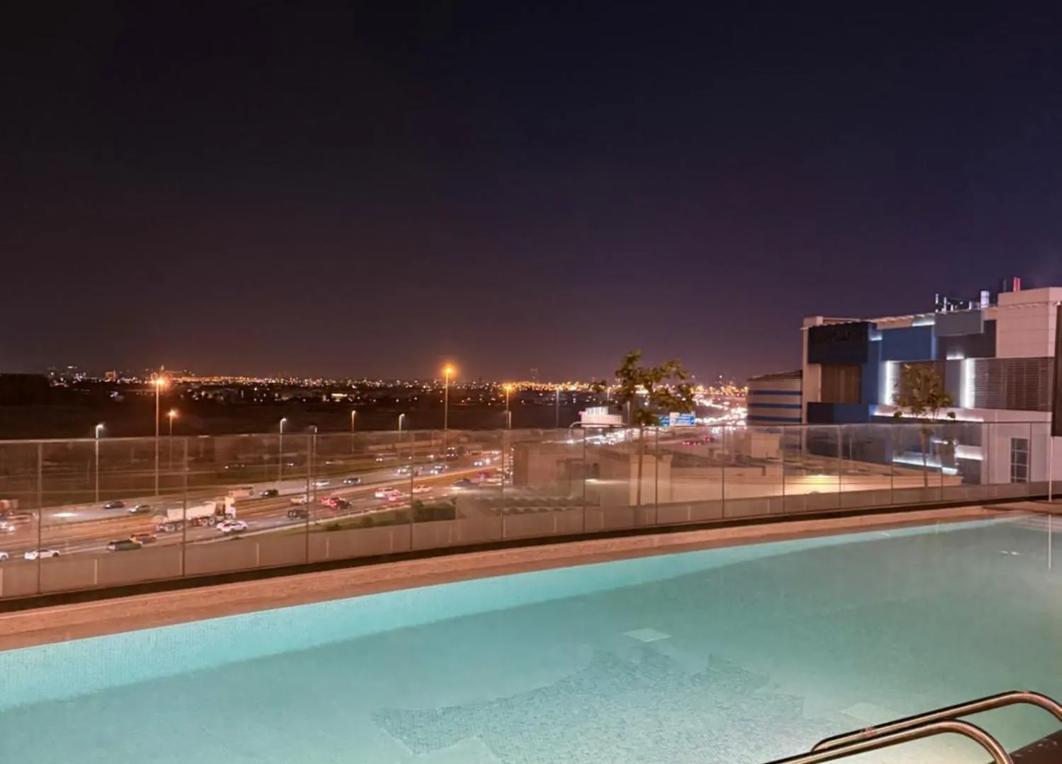 Luxury 1-Br In Business Bay Apartment Dubai United Arab Emirates