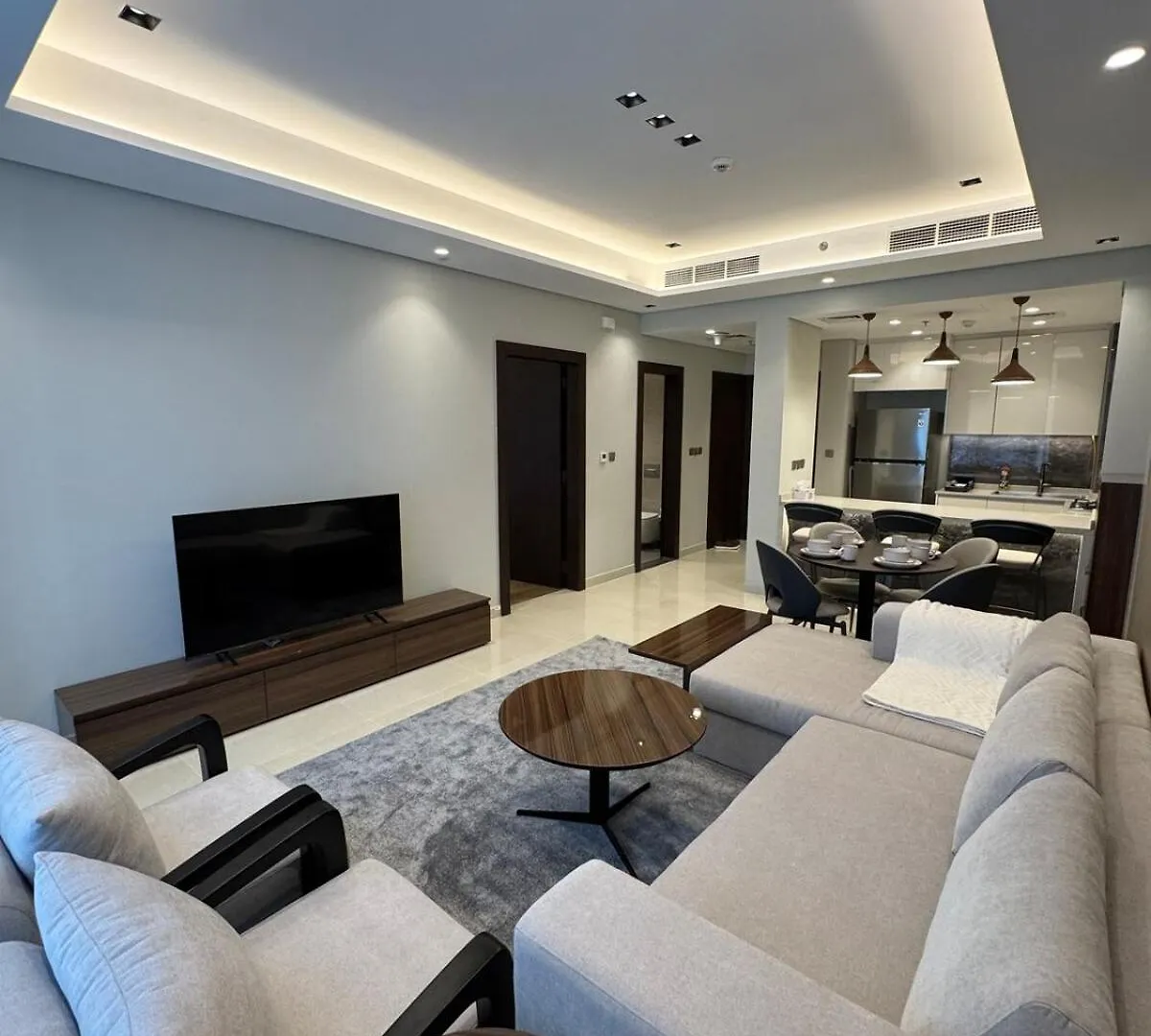 두바이 Luxury 1-Br In Business Bay 아파트